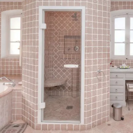 Amazing Creme In Saint-tropez,france Вилла Сен-Тропе